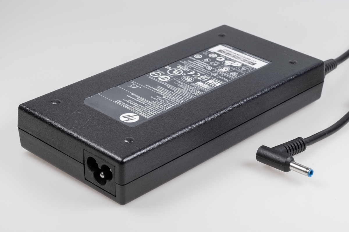Originálny napájací adaptér pre Hewlett Packard Omen 15-dc1700 serie